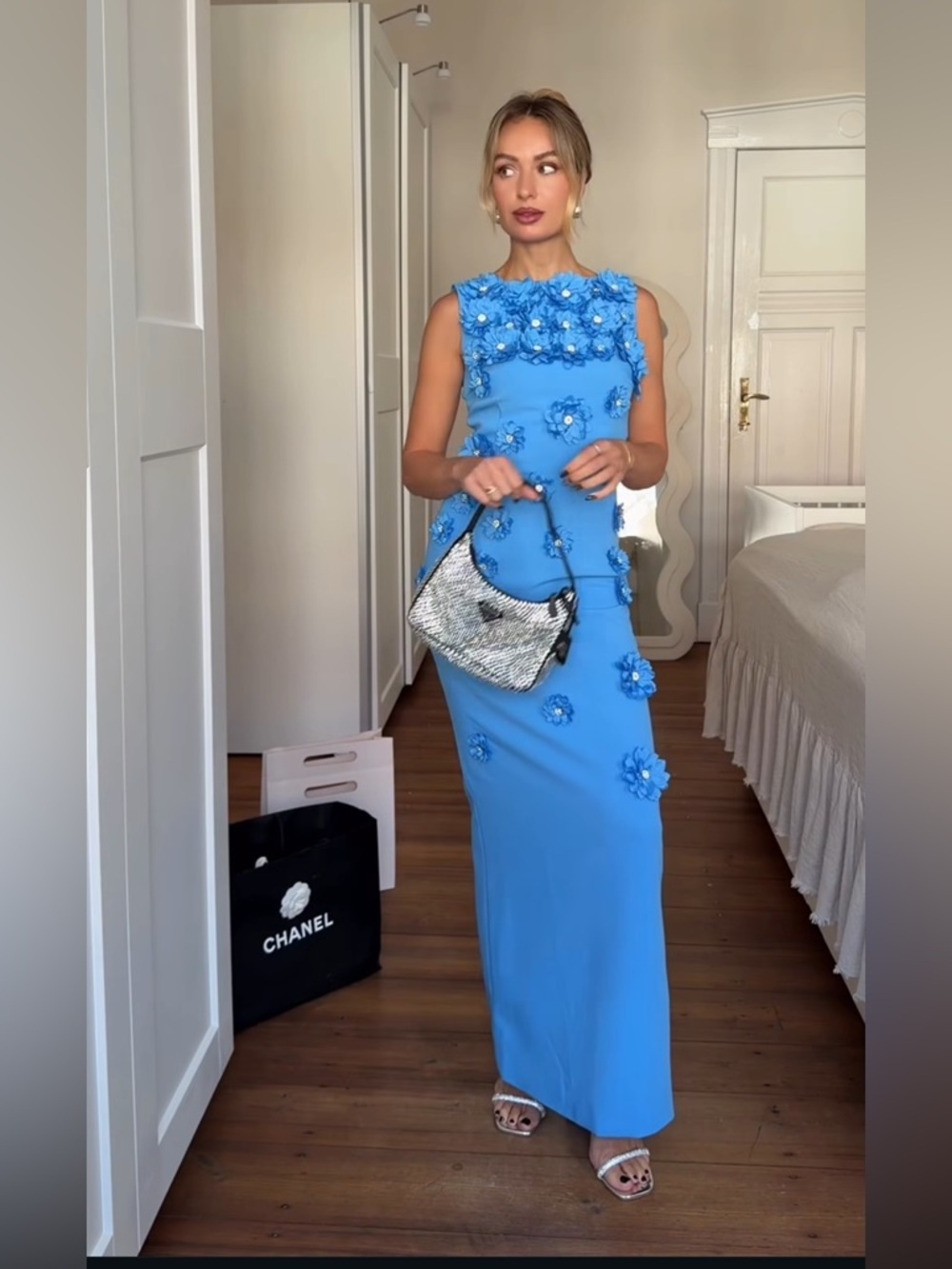 Elliatt Dali Floral Applique Gown in Blue - Picture 7 of 17